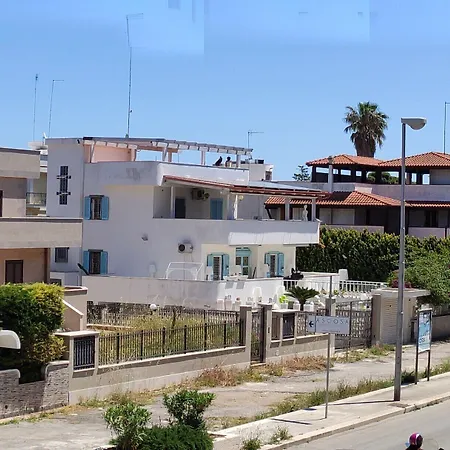 فندق مبيت وإفطار Gioiarooms 3*